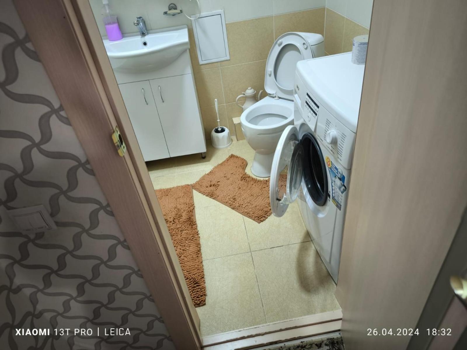 Уютная Квартира Комфорт Класса74 Astana Exterior foto